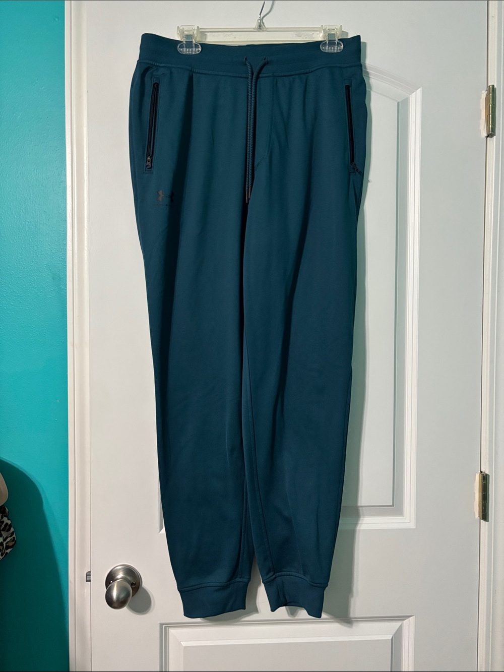 Under Armour Men's Teal Blue Jogger Sweatpants